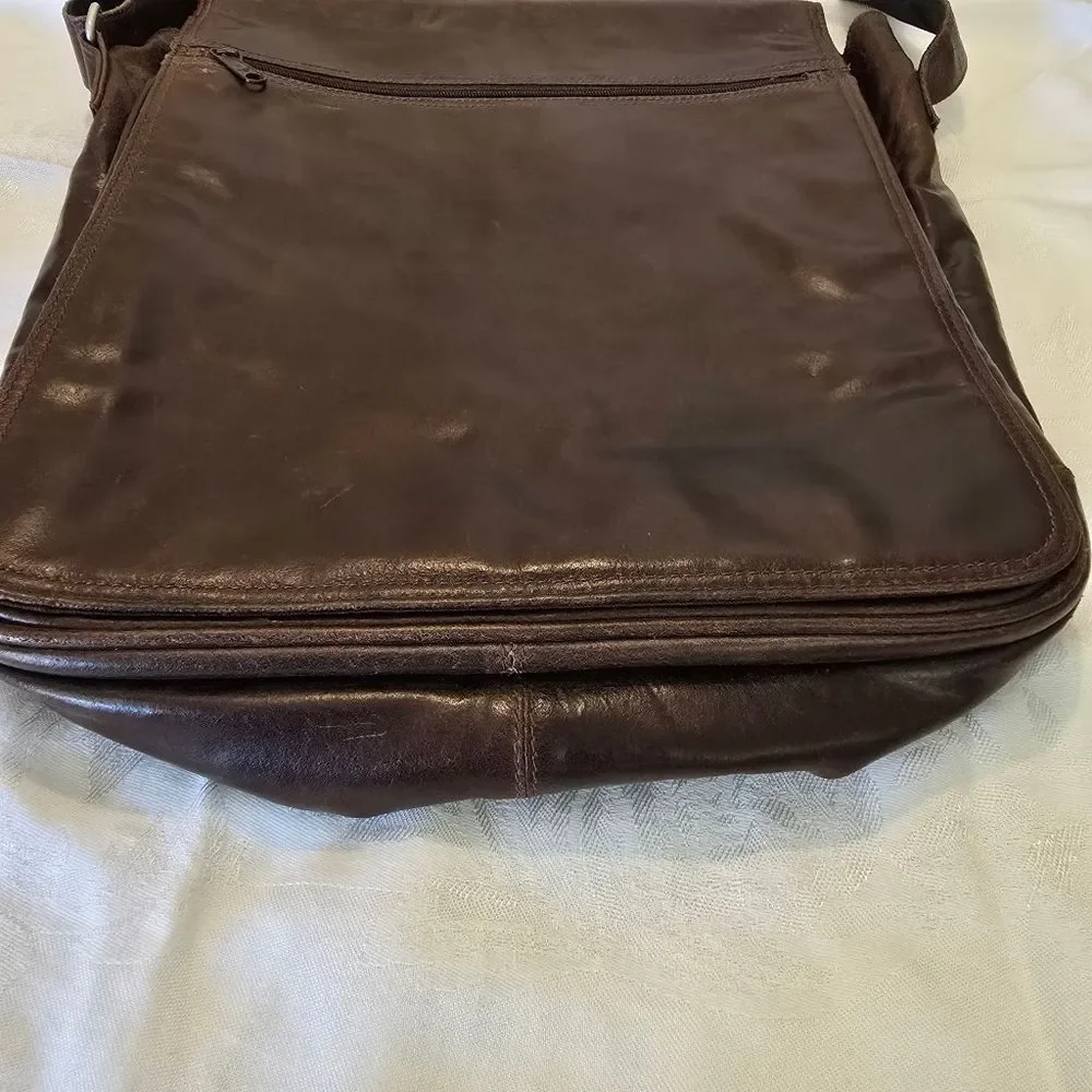 WILSON Leather Genuine Leather Crossbody Bag Brown Unisex Laptop‎ Bag